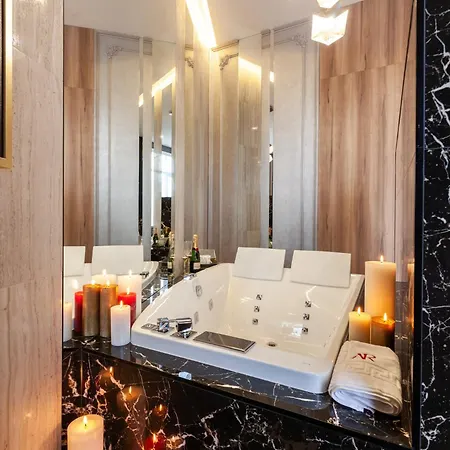 Szálloda Aristo Jacuzzi Lviv