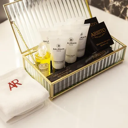 Aristo Jacuzzi Szálloda Lviv