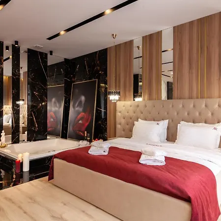 Aristo Jacuzzi Hotel