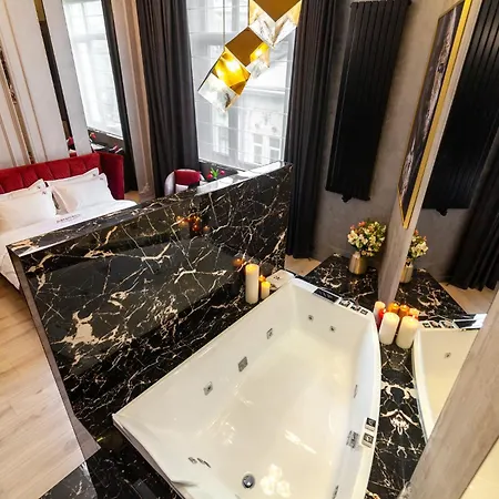 Hotel Aristo Jacuzzi Lviv