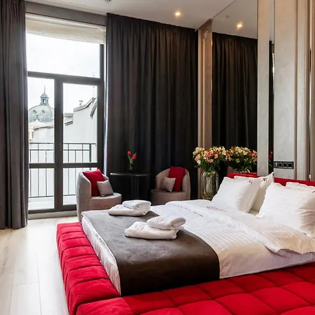 호텔 Aristo Jacuzzi *