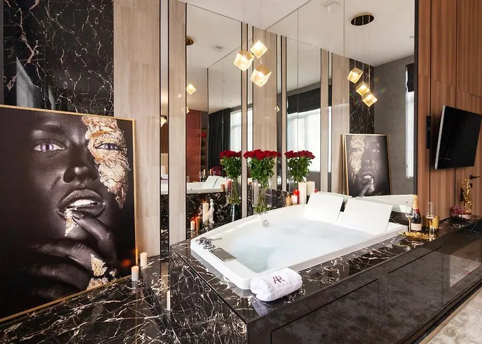 Aristo Jacuzzi ホテル *