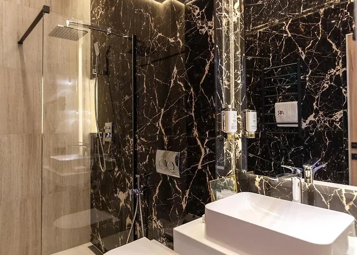 Aristo Jacuzzi * Λβιβ