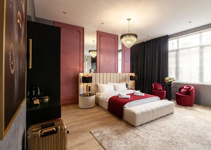 Отель Aristo Jacuzzi