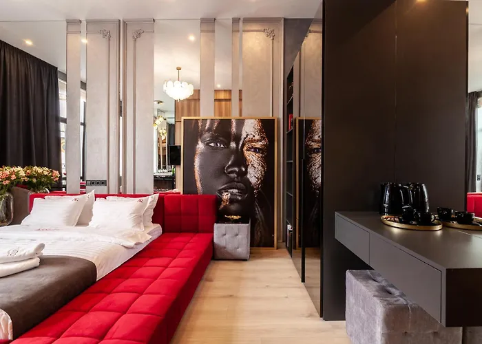 Отель Aristo Jacuzzi